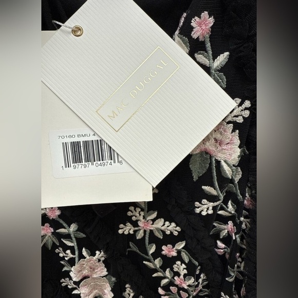 Mac Duggal Size 6Black Floral Embroidered Ruffle One Shoulder Lace Up Gown - Picture 5 of 6